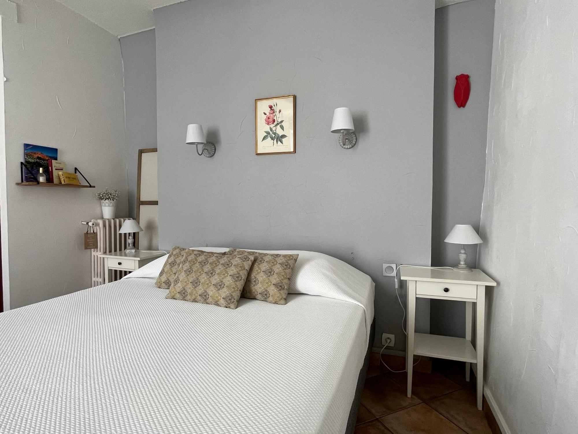 Hotel Le Flore Фрежюс Экстерьер фото