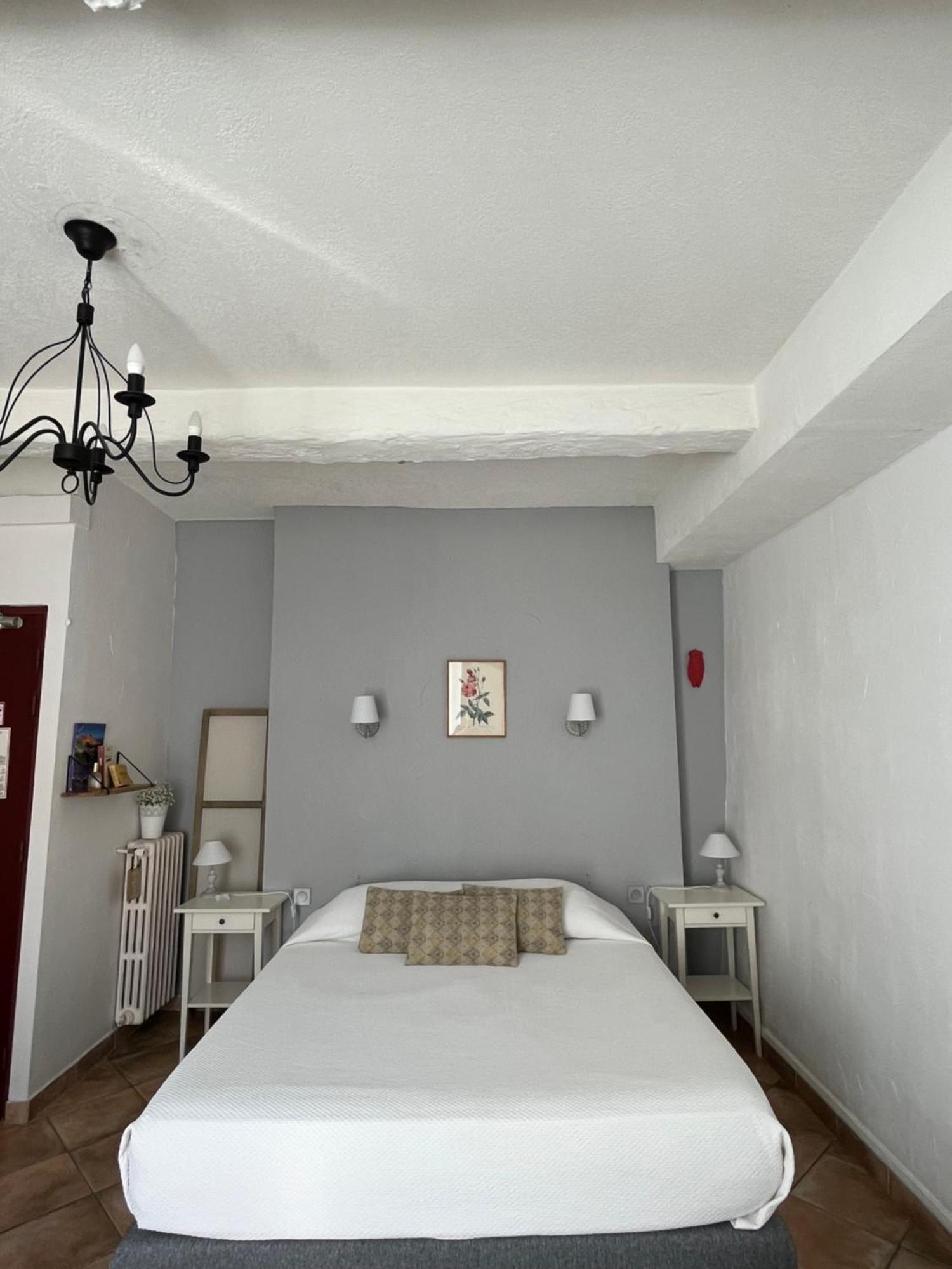 Hotel Le Flore Фрежюс Экстерьер фото