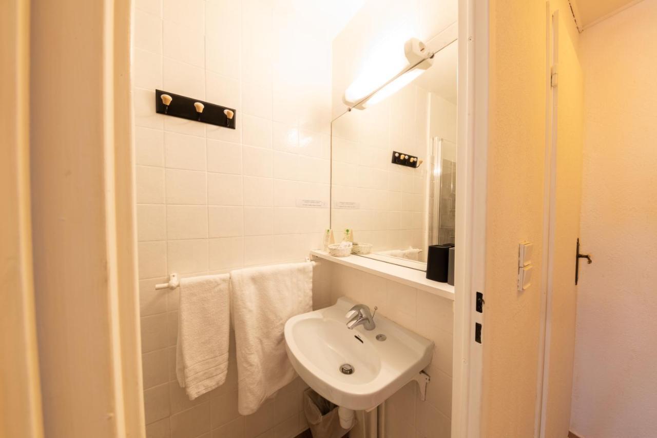 Hotel Le Flore Фрежюс Экстерьер фото